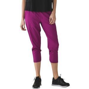 Lululemon Tranquil Crop Capri Pants Regal Plum Size 8